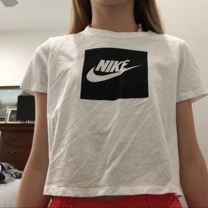 nike white shirt